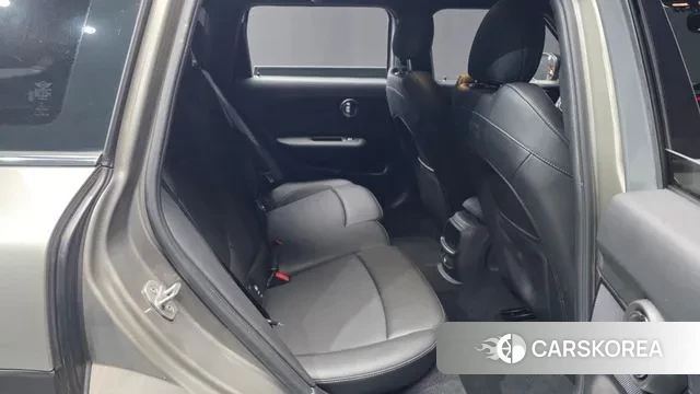 Mini Cooper Clubman 2018 Серебристо-серый из Кореи, фото 2