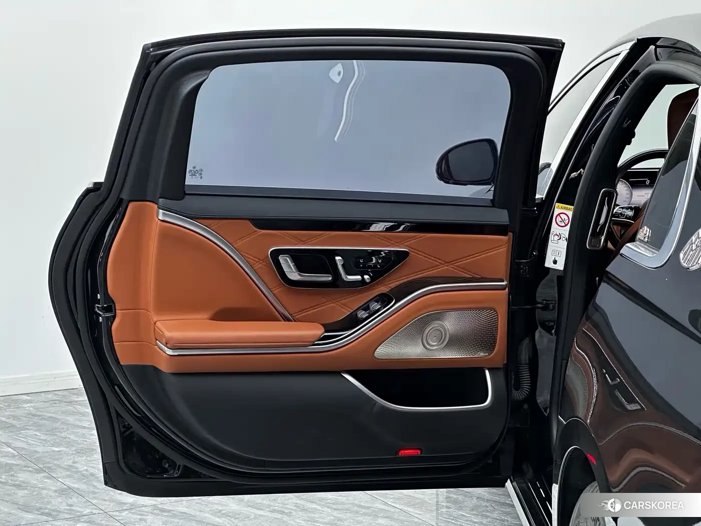 Mercedes-Benz Maybach S-Class 2023 Черный из Китая, фото 2