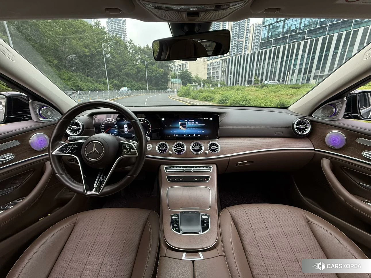 Mercedes-Benz E-class 2022 Черный из Китая, фото 2
