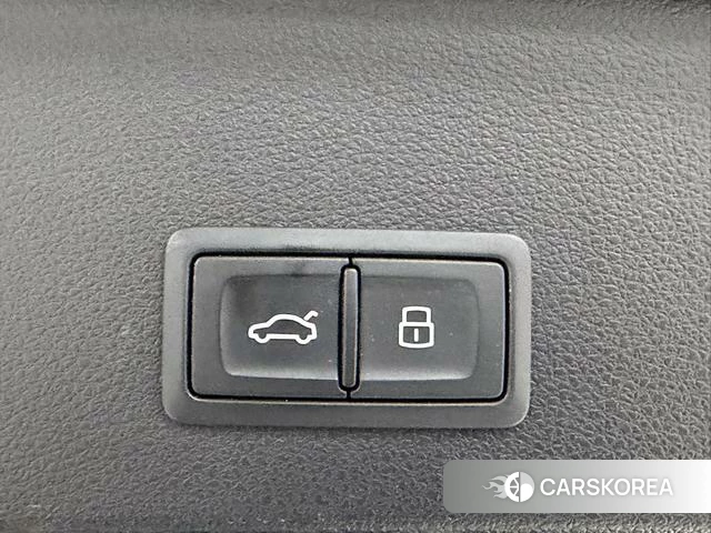 Audi Q2L 2022 Черный из Китая, фото 2