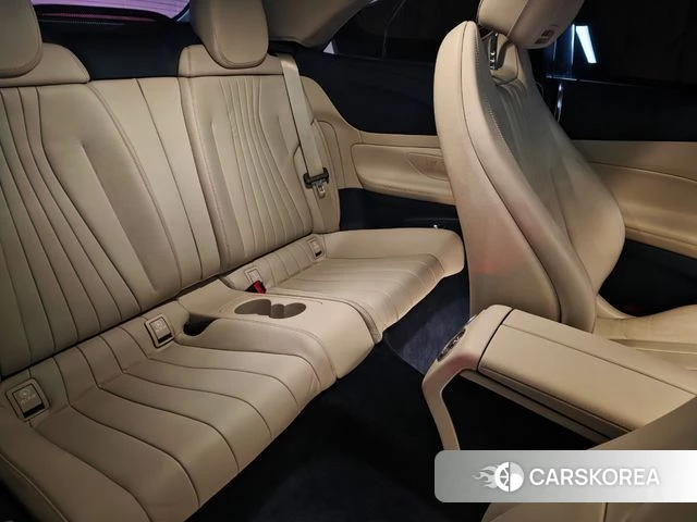 Mercedes-Benz E-Class W213 2020 Белый из Кореи, фото 2