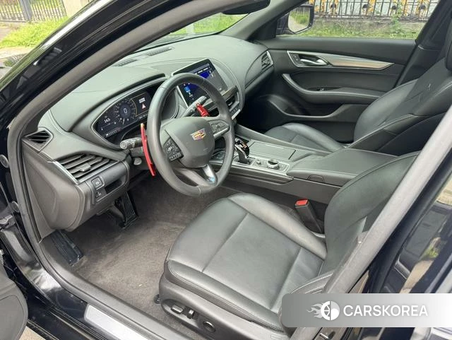 Cadillac CT5 2024 Черный из Китая, фото 2