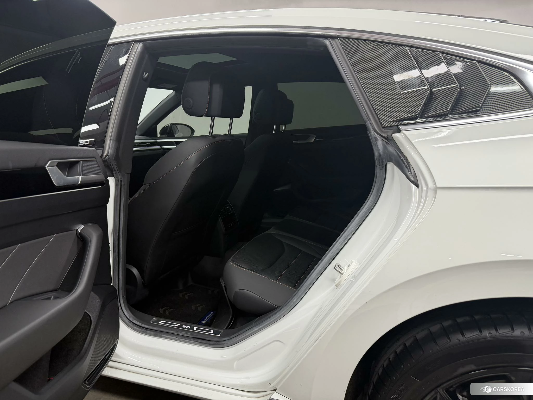 Volkswagen CC 2021 Белый из Китая, фото 2