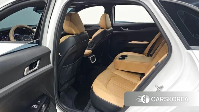 Kia K5 3rd generation 2023 Белый из Кореи, фото 2