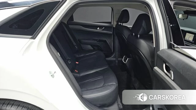 Kia K5 3rd generation 2023 Белый из Кореи, фото 2