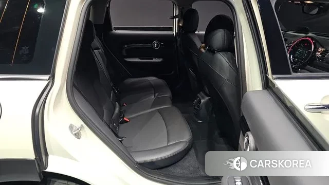 Mini Cooper D Clubman 2021 Жемчужный цвет из Кореи, фото 2