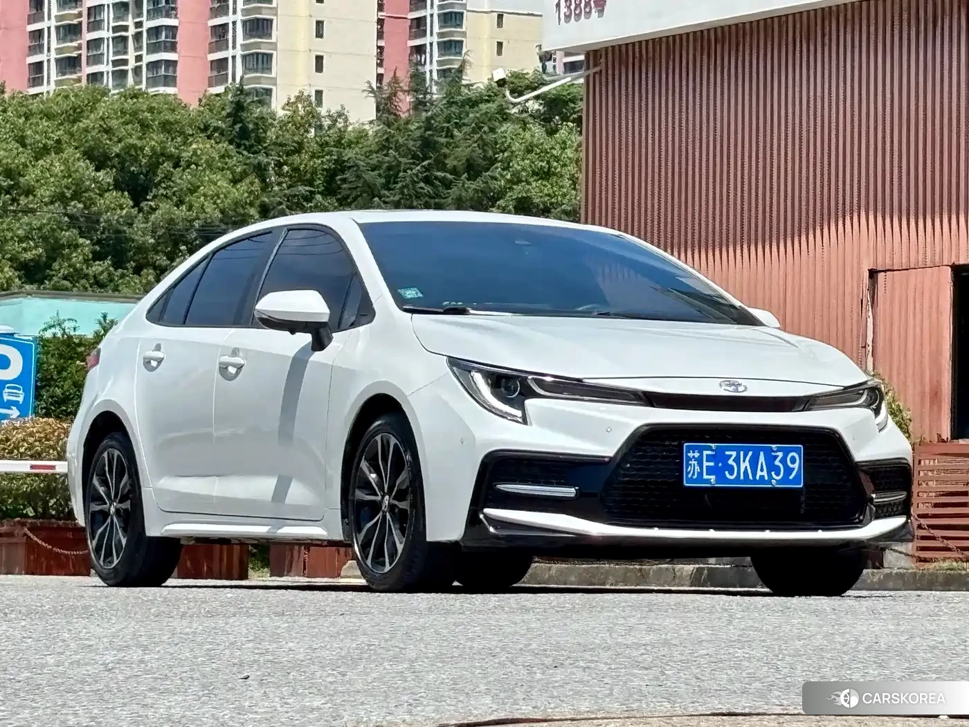 Toyota Levin 2022 Белый из Китая, фото 2