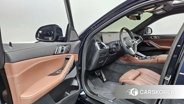 BMW X6 (G06) 2025 Черный из Кореи, фото 2