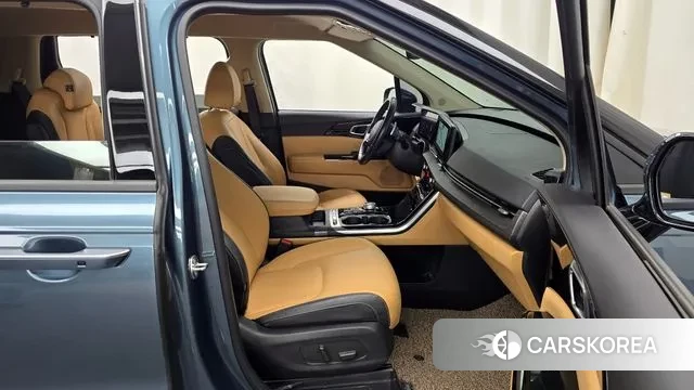 Kia Carnival 4th generation 2023 Цвет галактики из Кореи, фото 2