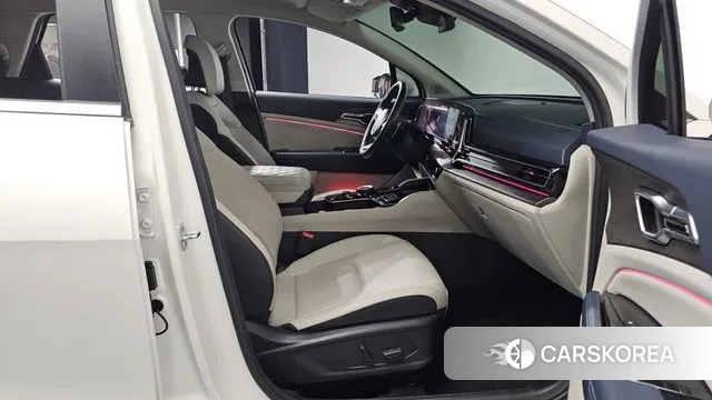 Kia Sportage 5th Generation 2022 Белый из Кореи, фото 2