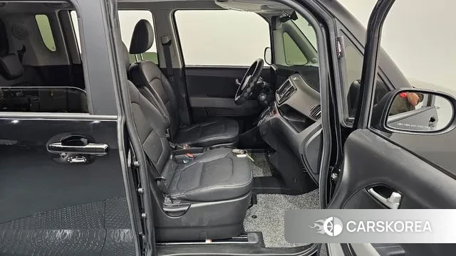 Kia The New Kia Ray 2023 Черный из Кореи, фото 2