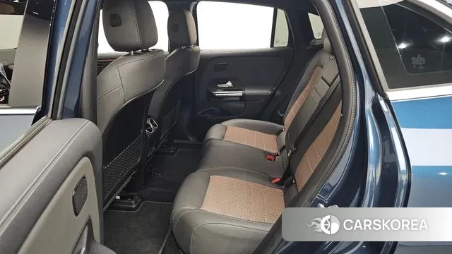 Mercedes-Benz EQA H243 2022 Синий из Кореи, фото 2