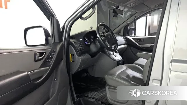 Hyundai The New Grand Starex 2018 Серебряный из Кореи, фото 2