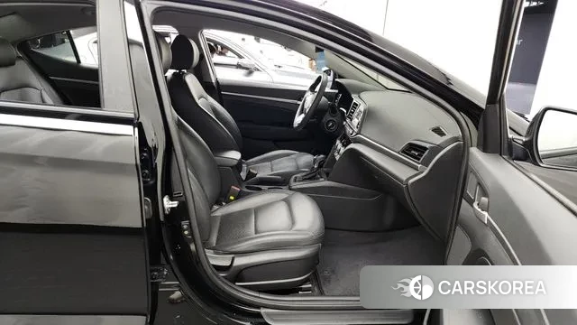 Hyundai The New Avante AD 2018 Черный из Кореи, фото 2