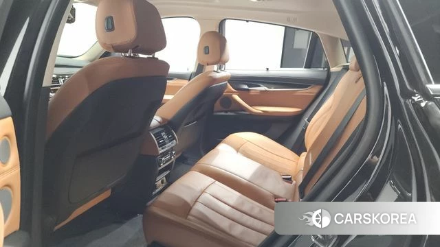 BMW X6 (F16) 2018 Черный из Кореи, фото 2