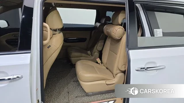 Kia The New Carnival 2018 Белый из Кореи, фото 2