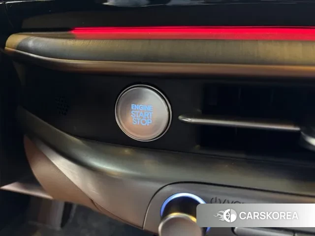 Hyundai Grandeur Hybrid (GN7) 2023 Черный из Кореи, фото 2