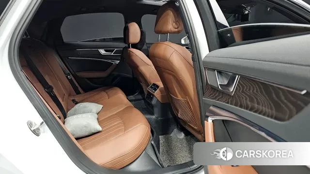 Audi A6 (C8) 2020 Черный из Кореи, фото 2