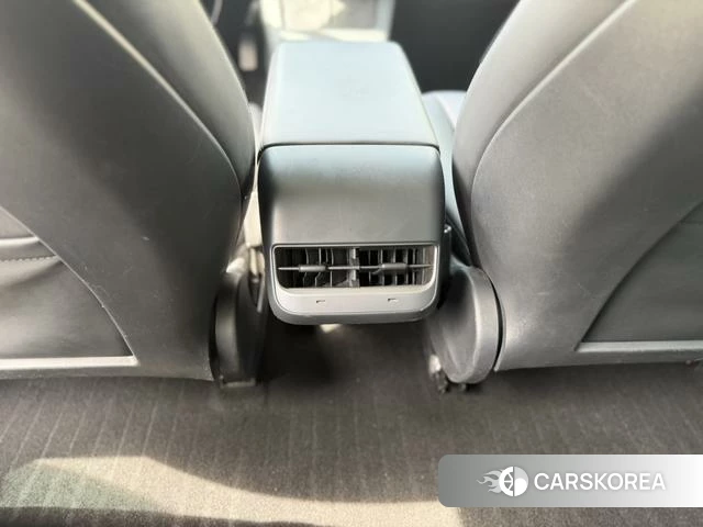 Tesla Model 3 2021 Черный из Китая, фото 2