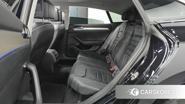 Volkswagen Arteon 2019 Черный из Кореи, фото 2