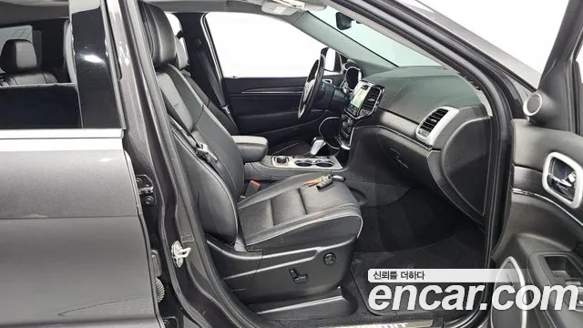 Jeep Grand Cherokee id 2880792 из Кореи 2