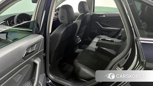 Volkswagen 7th Generation of Jetta 2021 Черный из Кореи, фото 2