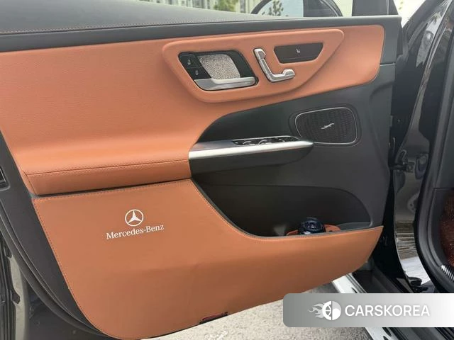 Mercedes-Benz GLC 2025 Черный из Китая, фото 2