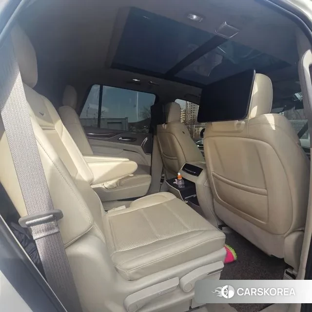 Cadillac Escalade 5th Generation 2023 Белый из Кореи, фото 2