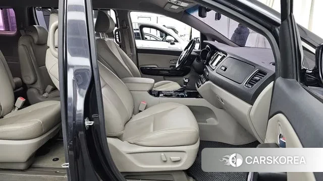 Kia The New Carnival 2019 Черный из Кореи, фото 2
