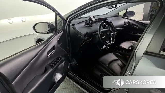 Toyota Prius 4th Generation 2018 Серый из Кореи, фото 2