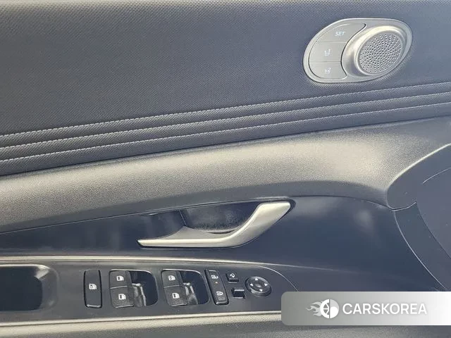 Hyundai The New Avante (CN7) 2023 Белый из Кореи, фото 2