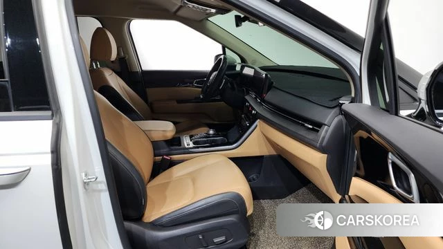 Kia Carnival 4th generation 2021 Белый из Кореи, фото 2