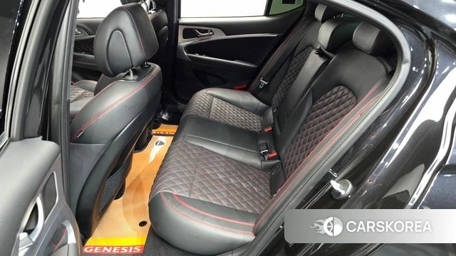 Genesis G70 2019 Черный из Кореи, фото 2