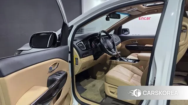 Kia The New Carnival 2020 Белый из Кореи, фото 2