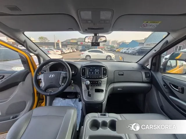 Hyundai The New Grand Starex 2021 Желтый из Кореи, фото 2