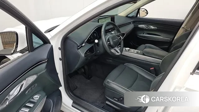 Genesis Electrified GV70 2022 Белый из Кореи, фото 2