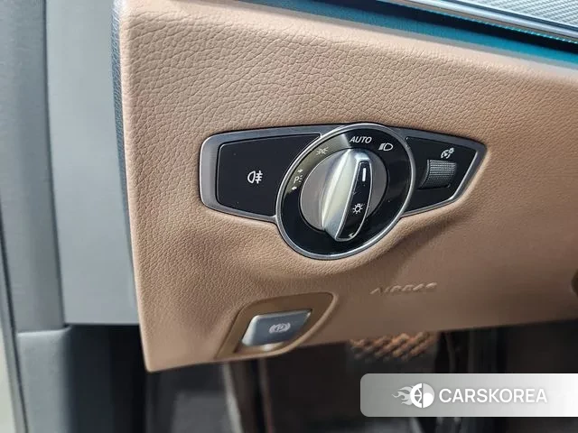 Mercedes-Benz E-Class W213 2020 Серый из Кореи, фото 2