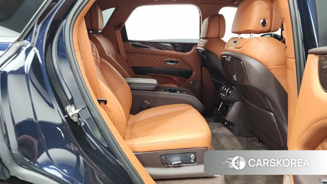 Bentley Bentayga 2022 Синий из Кореи, фото 2