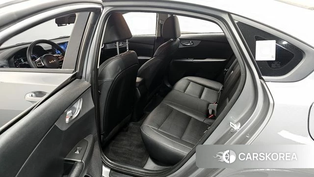 Kia The New K3 2nd generation 2021 Серый из Кореи, фото 2