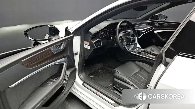 Audi A7 (4K) 2023 Белый из Кореи, фото 2