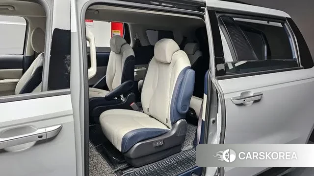 Kia The New Carnival 4th Generation 2024 Серый из Кореи, фото 2