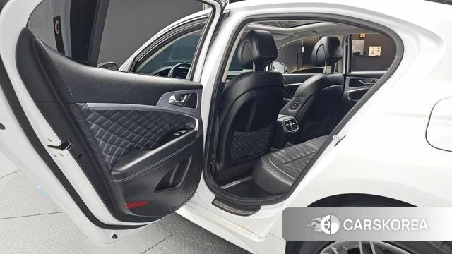 Genesis G70 2018 Белый из Кореи, фото 2