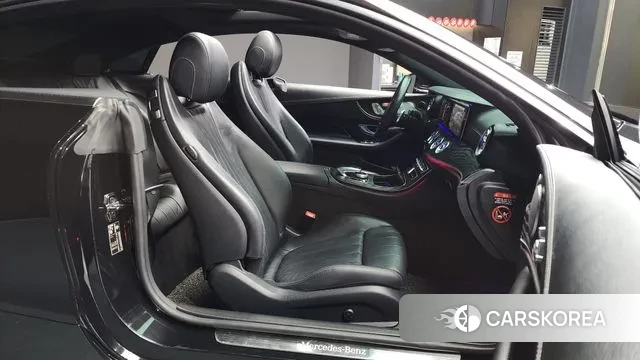 Mercedes-Benz E-Class W213 2020 Черный из Кореи, фото 2