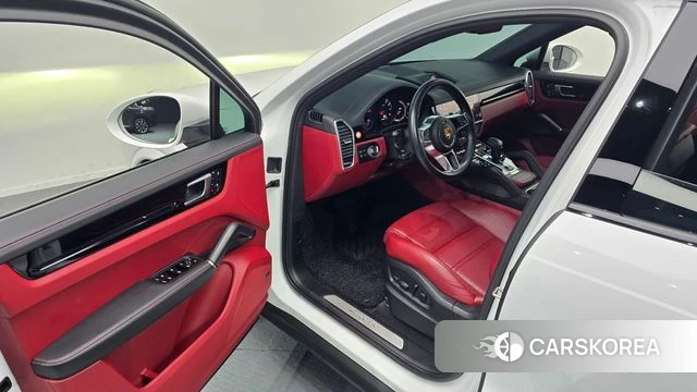 Porsche Cayenne (PO536) 2022 Белый из Кореи, фото 2