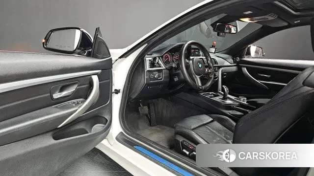 BMW 4 Series (F32) 2018 Белый из Кореи, фото 2