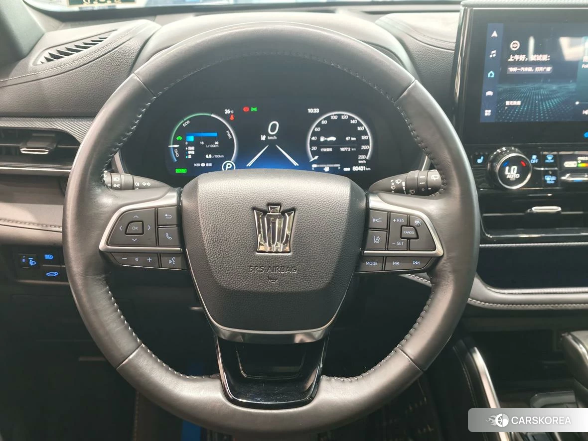 Toyota Crown Lufang 2022 Белый из Китая, фото 2