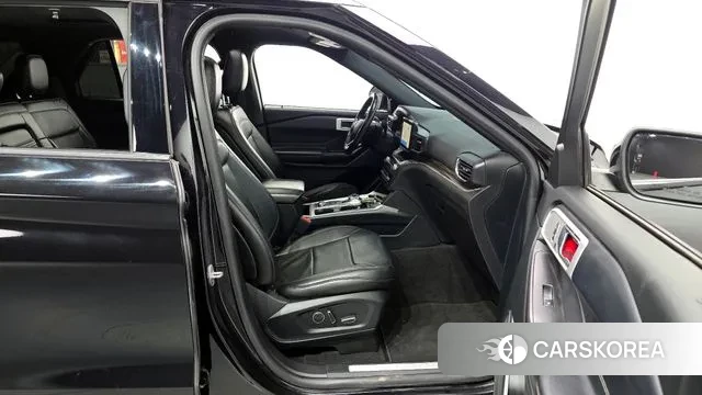 Ford Explorer 6th Generation 2019 Черный из Кореи, фото 2