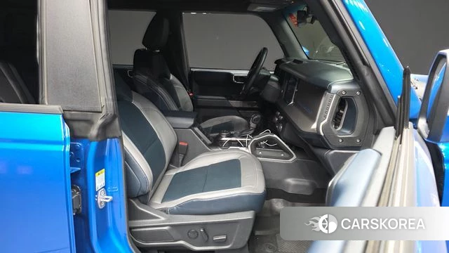 Ford Bronco 6th Generation 2022 Синий из Кореи, фото 2