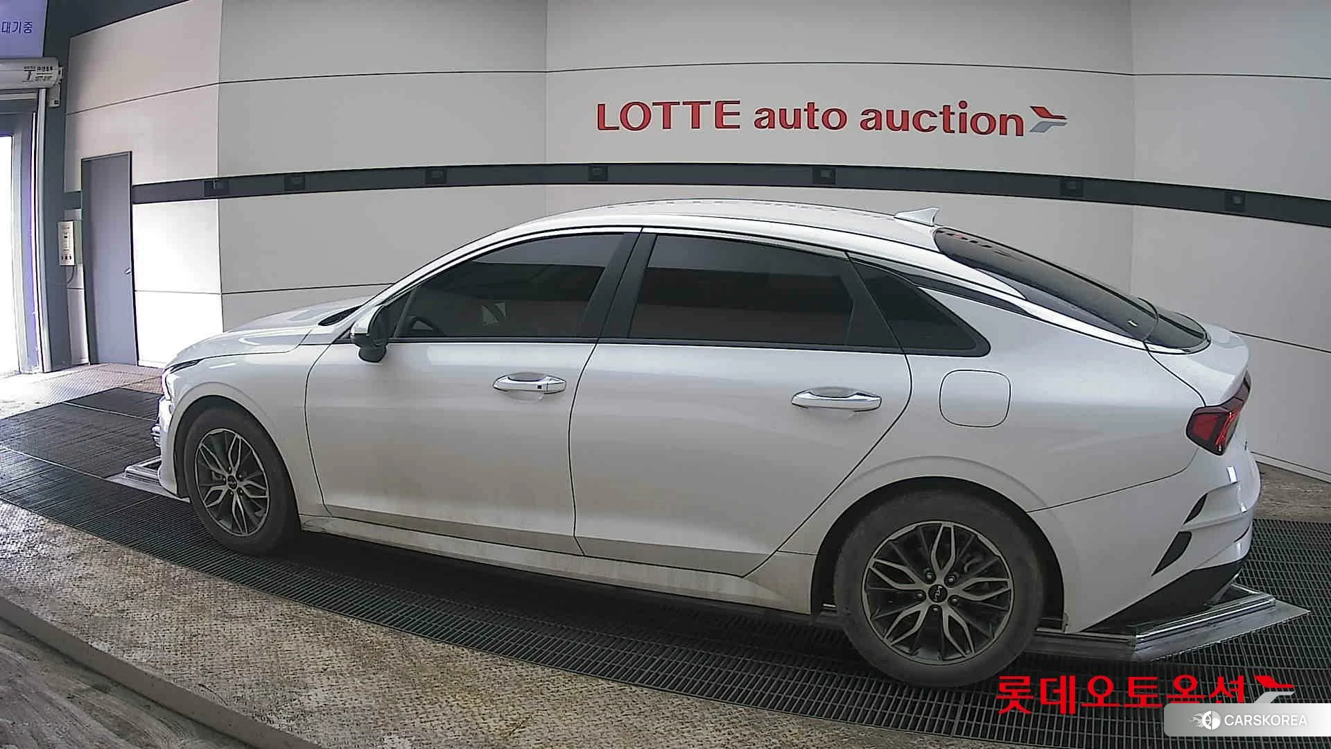 Kia K5 2022 Snow White Pearl (optional) из Кореи, фото 2