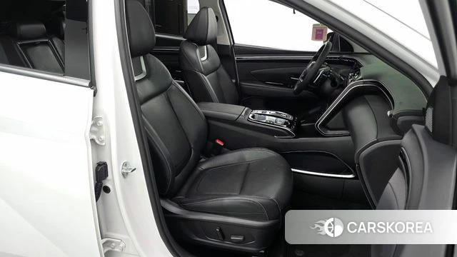 Hyundai Tucson (NX4) 2022 Белый из Кореи, фото 2